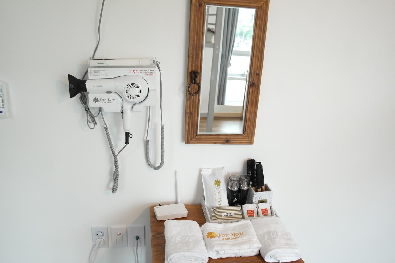 For You Hostel Yeosu Exterior photo